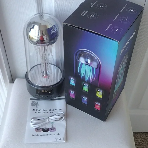 Bluetooth Speaker Mechanical Motion Jellyfish Lights - Picture 12 of 16